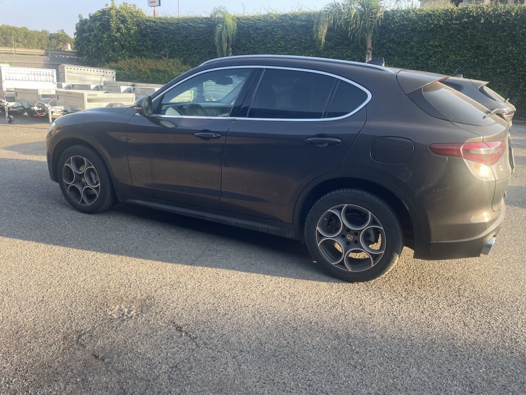 ALFA ROMEO – Stelvio 2.2 t Executive Q4 210cv