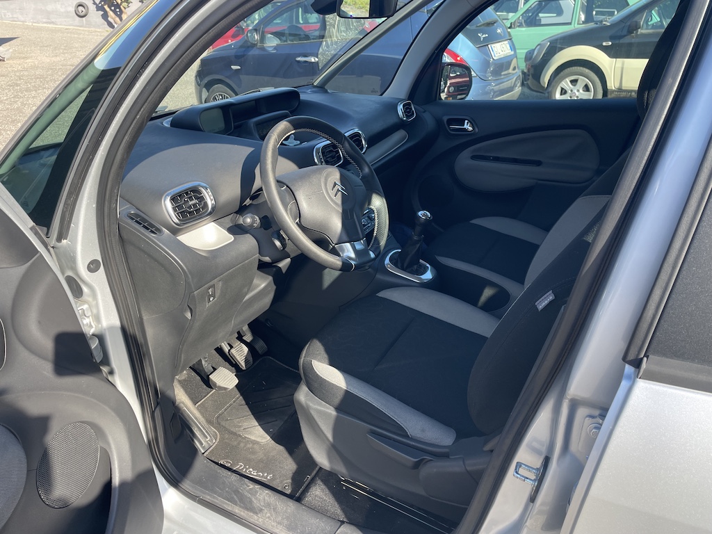 
								Citroen C3 Picasso 1.6 Diesel full									