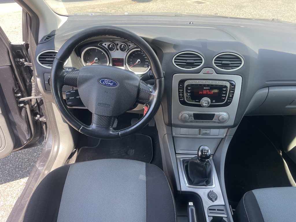 
								Ford Focus SW Style Wagon 1.6 Tdci Titanium dpf , 5 Porte, Diesel, 80 Potenza kW (CV) (110), Manuale full									