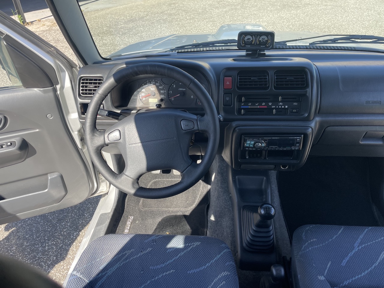 
								Suzuki Jimny  1.5 ddis TD 4X4 usato full									