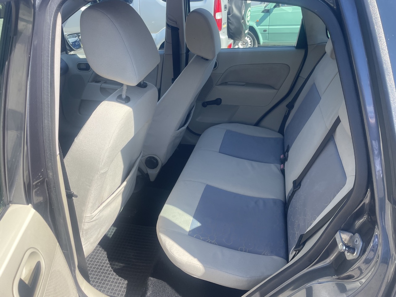 
								Ford Fiesta  5p 1.4 Tdci Titanium full									