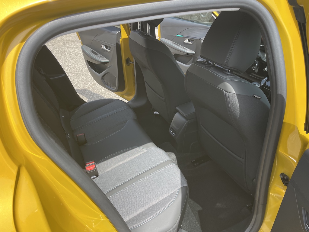 
								PEUGEOT 208 PureTech 100 Stop&Start 5 porte Allure Pack full									