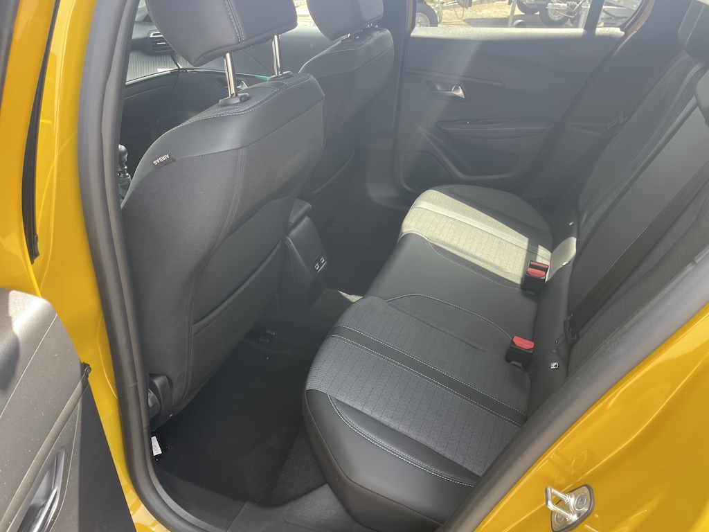 
								PEUGEOT 208 PureTech 100 Stop&Start 5 porte Allure Pack full									