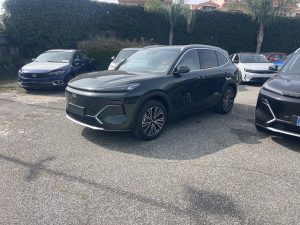 NUOVA GEELY STARRAY EM-i