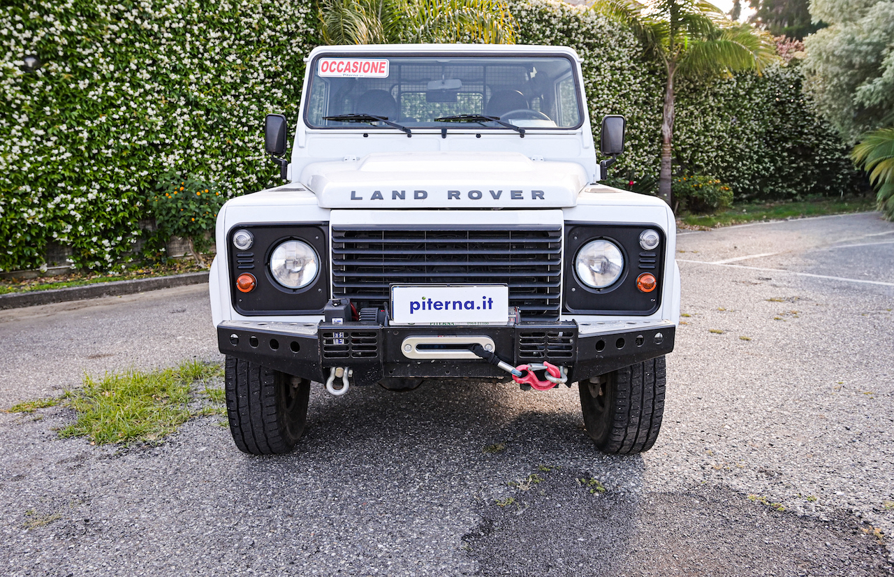 
								LAND ROVER Defender 90 2.2 TD4 Station Wagon SE N1 full									